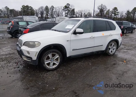 2009 BMW X5 xDrive48I z USA, uszkodzony, nr VIN 5UXFE835X9L309857